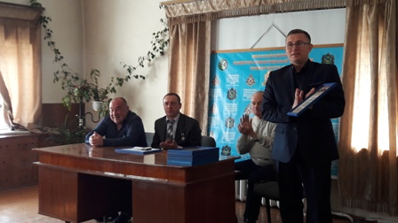 с грамотой.jpg с грамотой.jpg